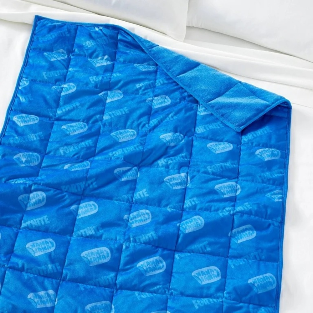 Kids Fortnite weighted blanket